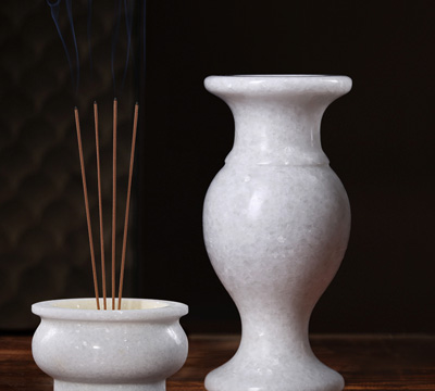 墓地用品