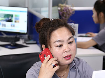 专员同客户确定接送事宜